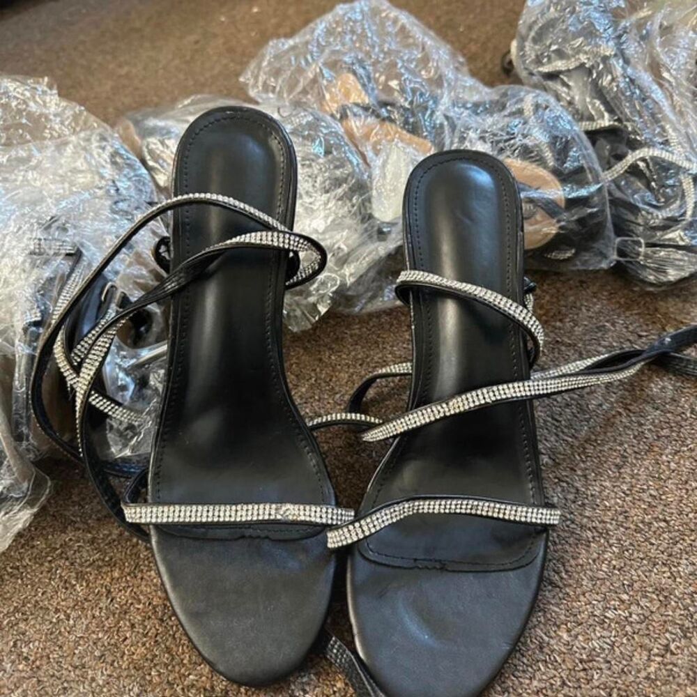 Unbranded Women's Black Courts